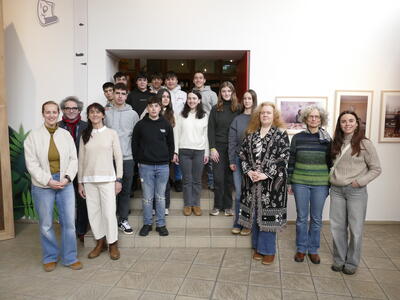Bild vergrößern: Kreismuseum: Dr. Doreen Gtzky begrt spanische Schlergruppe